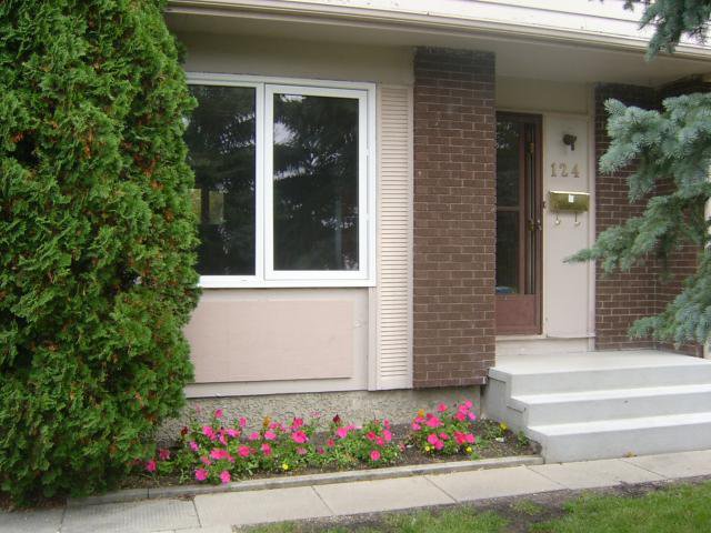 Main Photo: 124 BERNADINE Crescent in WINNIPEG: Westwood / Crestview Residential for sale (West Winnipeg) : MLS®# 1017029