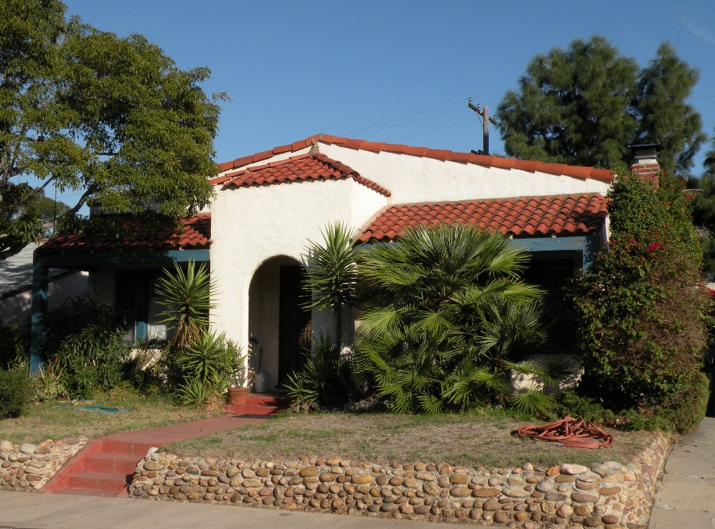 Main Photo: KENSINGTON House for sale : 4 bedrooms : 4543 Vista Street in San Diego