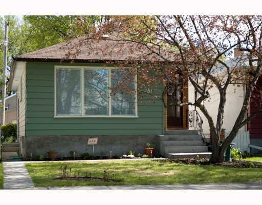 Main Photo: 451 GREENE Avenue in WINNIPEG: East Kildonan Residential for sale (North East Winnipeg) : MLS®# 2909519