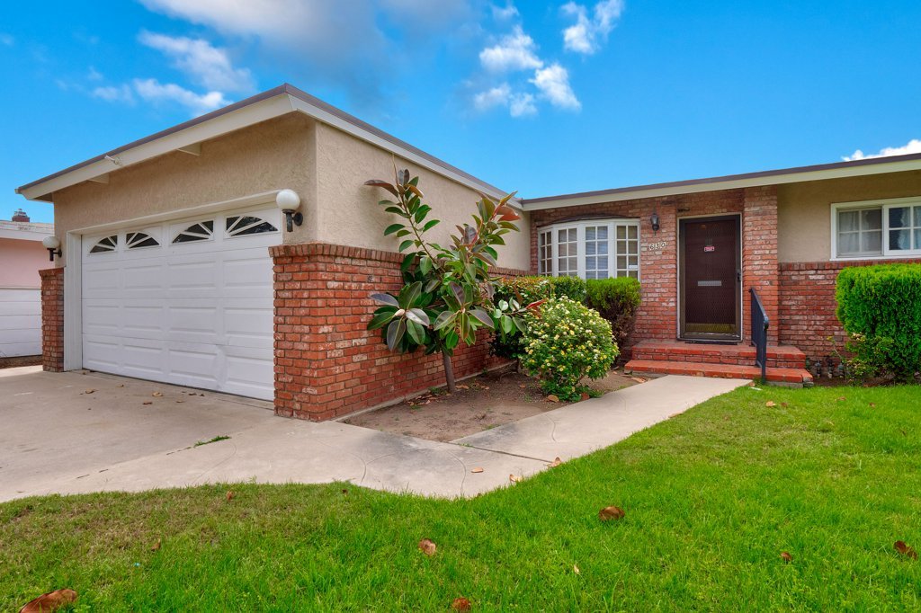 Main Photo: CORONADO VILLAGE House for sale : 4 bedrooms : 630 Alameda Blvd in Coronado