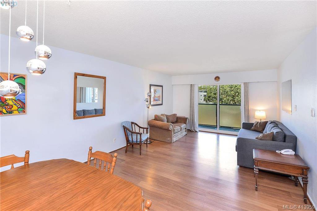 Main Photo: 103 848 Esquimalt Road in VICTORIA: Es Old Esquimalt Condo Apartment for sale (Esquimalt) : MLS®# 413959