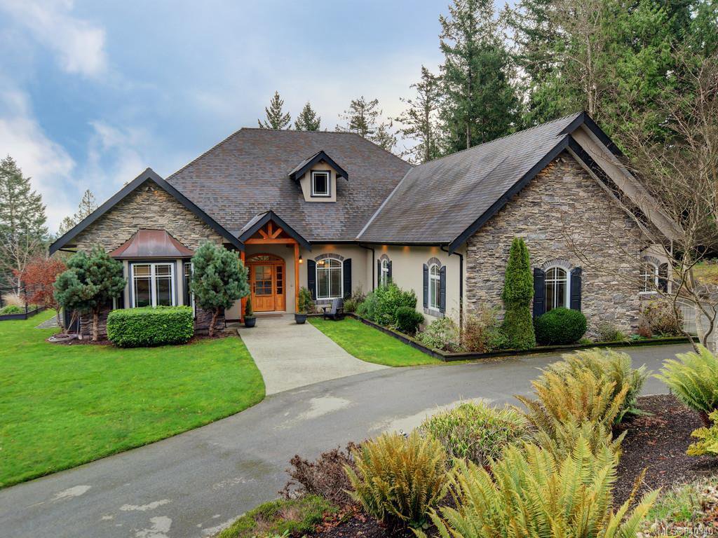 Main Photo: 1665 Hedgerow Pl in North Saanich: NS Lands End House for sale : MLS®# 840340