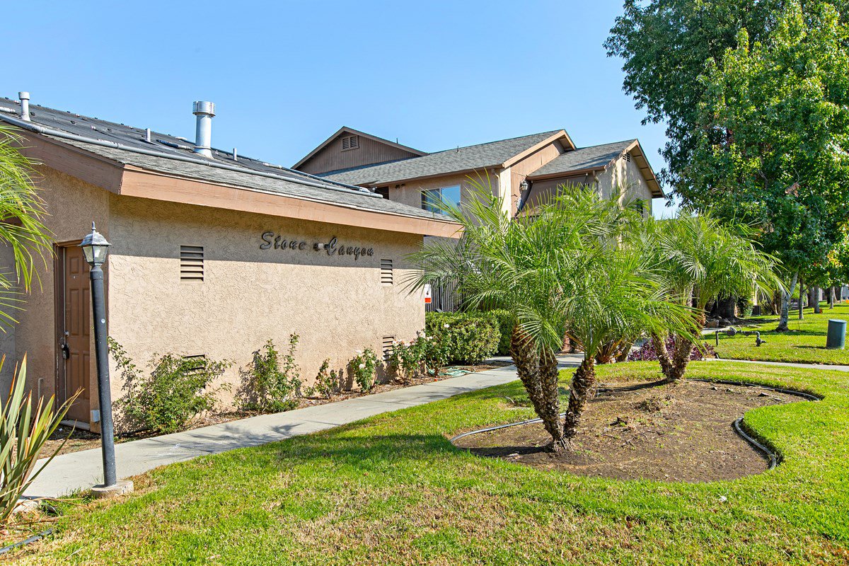 Main Photo: LAKESIDE Condo for sale : 2 bedrooms : 12720 Laurel Street #210