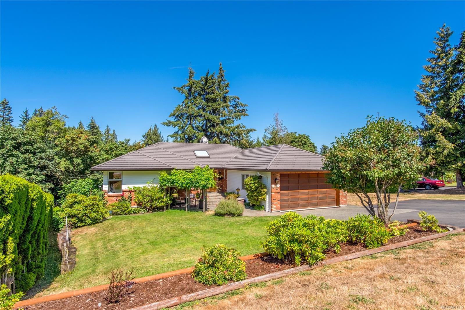 Main Photo: 4332 Tiki Way in : Na Hammond Bay House for sale (Nanaimo) : MLS®# 851312