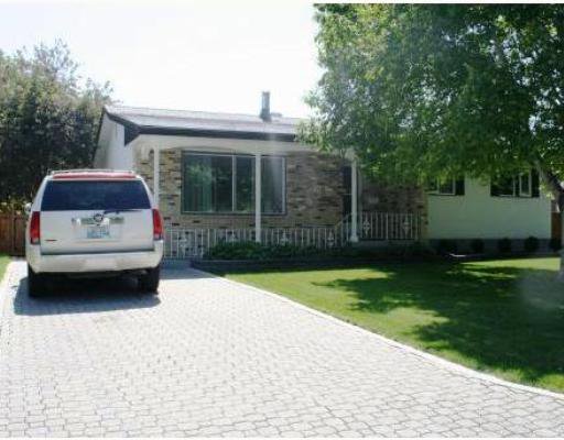 Main Photo: in WINNIPEG: Fort Garry / Whyte Ridge / St Norbert Residential for sale (South Winnipeg) : MLS®# 2912636