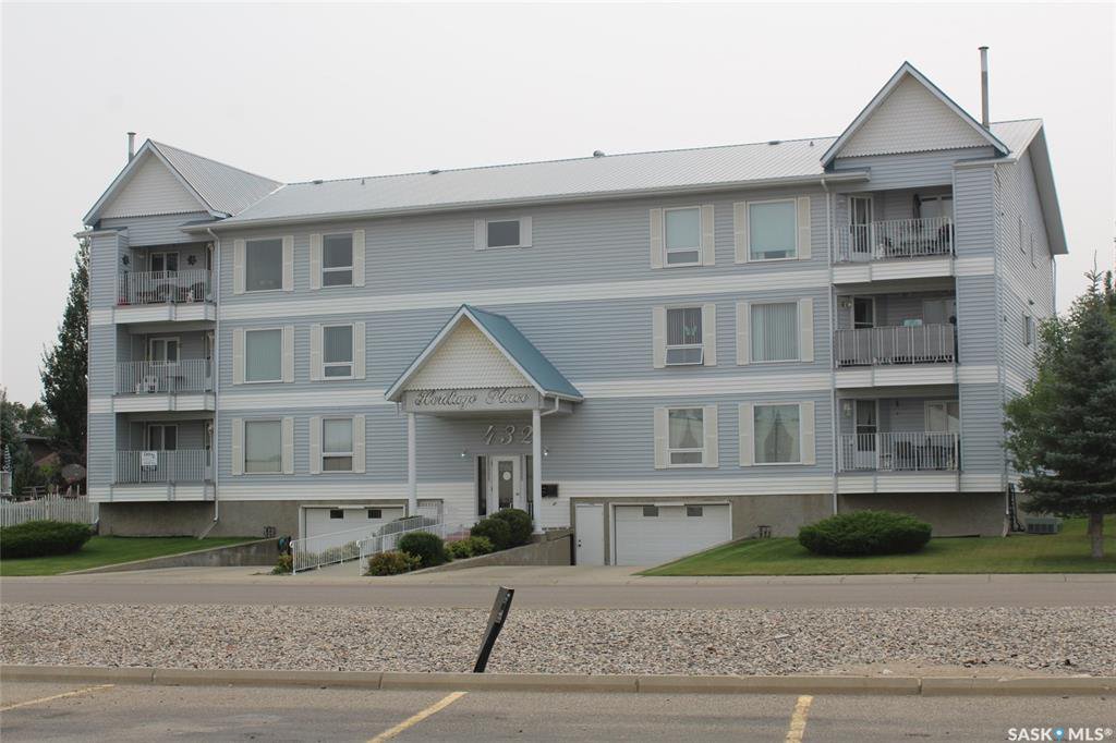 Main Photo: 202 432 Heritage Drive in Estevan: Trojan Residential for sale : MLS®# SK830250
