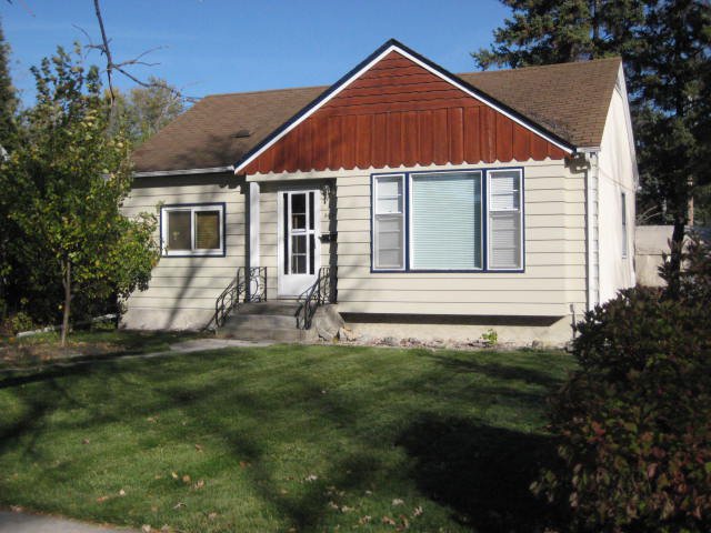 Main Photo: 360 LINDSAY Street in WINNIPEG: River Heights / Tuxedo / Linden Woods Residential for sale (South Winnipeg) : MLS®# 1019662