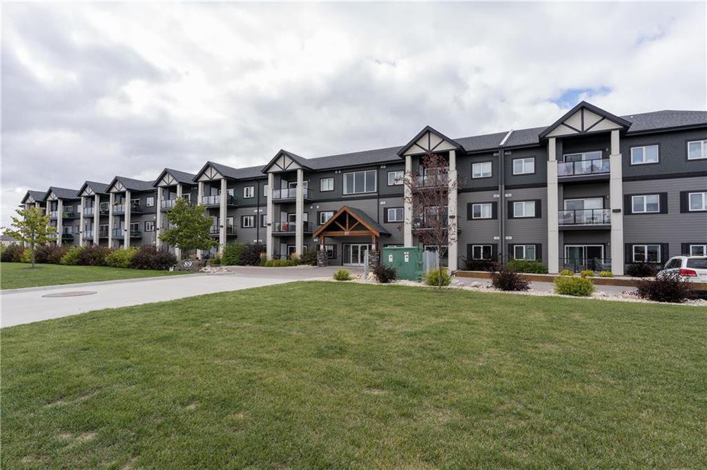 Main Photo: 123 89 Creek Bend Road in Winnipeg: River Park South Condominium for sale (2F) : MLS®# 202023002