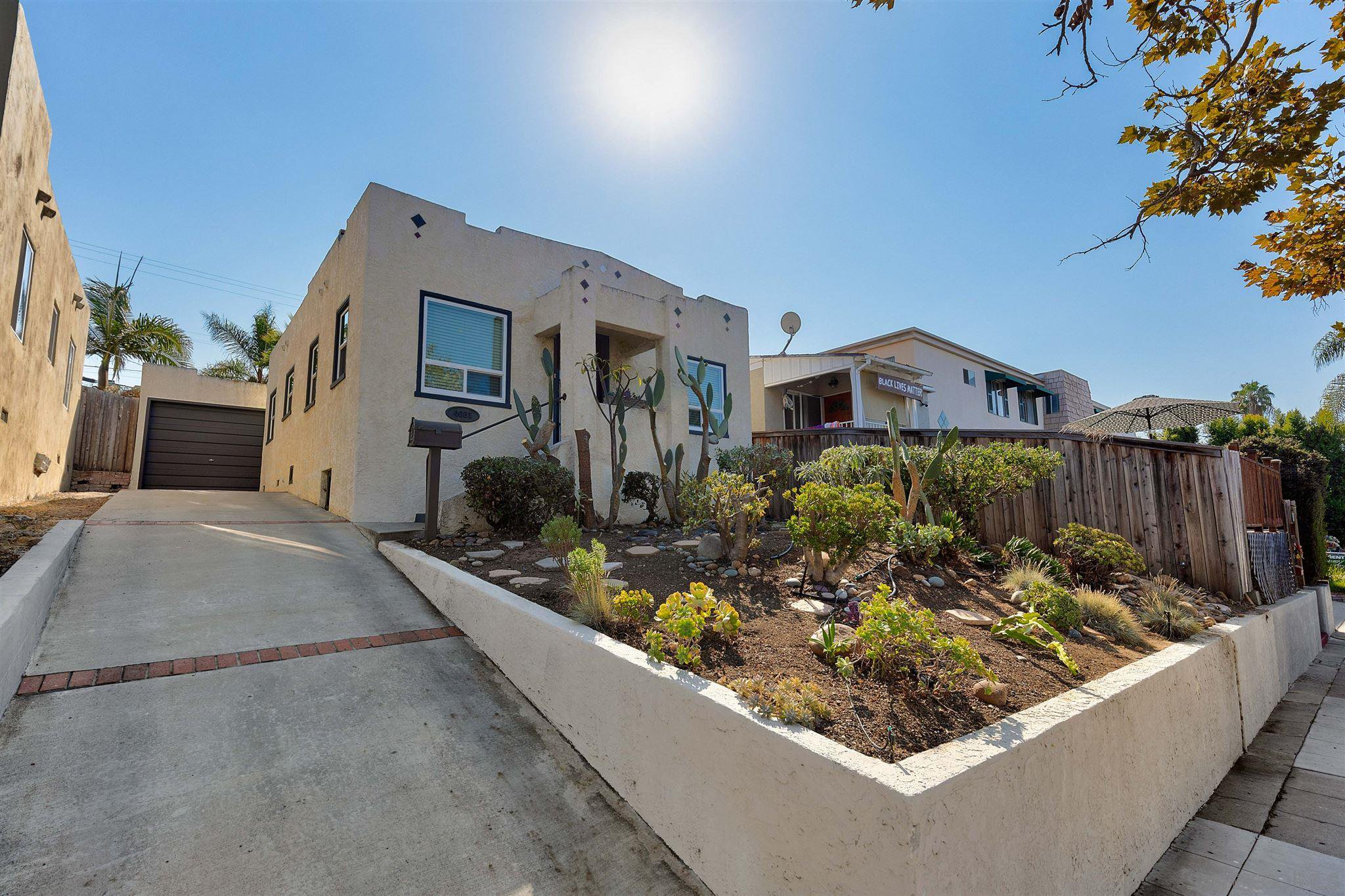 Main Photo: NORTH PARK House for sale : 2 bedrooms : 4081 Hamilton St in San Diego