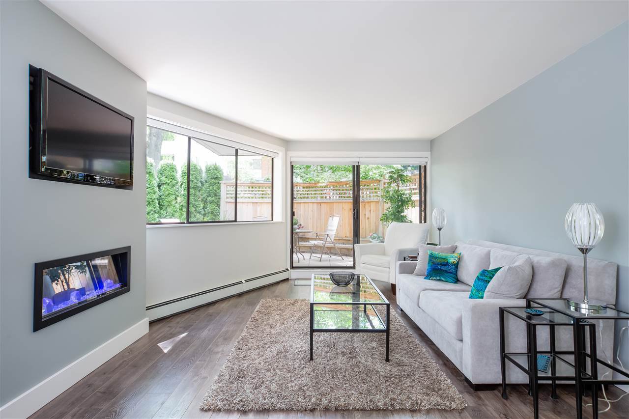 Main Photo: 210 345 W 10TH AVENUE in Vancouver: Mount Pleasant VW Condo for sale (Vancouver West) : MLS®# R2418425