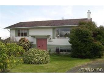 Main Photo: 10301 Menagh Pl in SIDNEY: Si Sidney North-East House for sale (Sidney) : MLS®# 428314