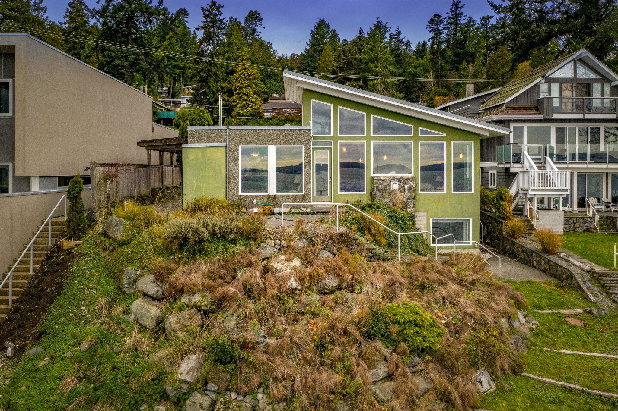 4979 Cordova Bay Road in VICTORIA SE Cordova Bay Single Family