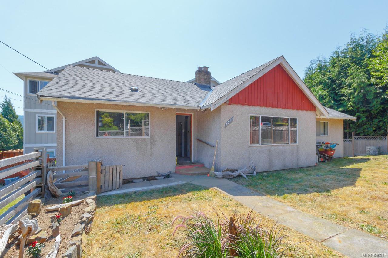Main Photo: 6537 Sooke Rd in : Sk Sooke Vill Core Single Family Detached for sale (Sooke) : MLS®# 850888