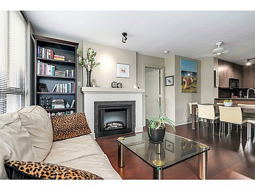 Main Photo: 305 2036 10TH Ave W: Kitsilano Home for sale () : MLS®# V1079630