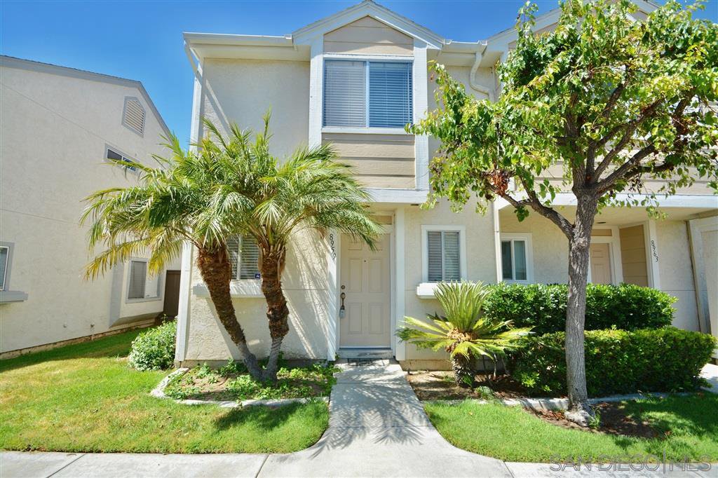 Main Photo: SPRING VALLEY Condo for sale : 2 bedrooms : 8959 Windham Ct
