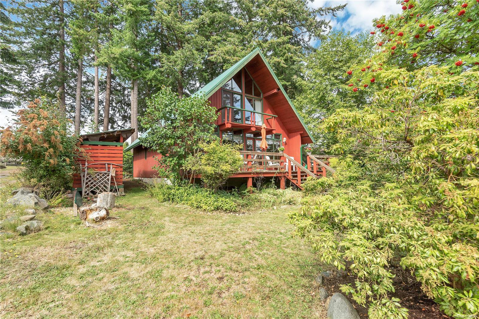 Main Photo: 823 Marguerite Rd in : CR Campbell River West House for sale (Campbell River) : MLS®# 854952