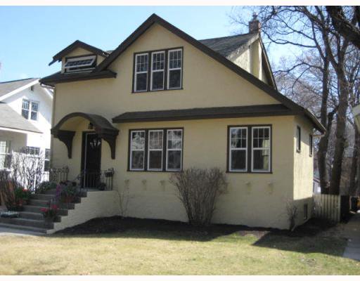 Main Photo: 434 OXFORD Street in WINNIPEG: River Heights / Tuxedo / Linden Woods Residential for sale (South Winnipeg) : MLS®# 2907339