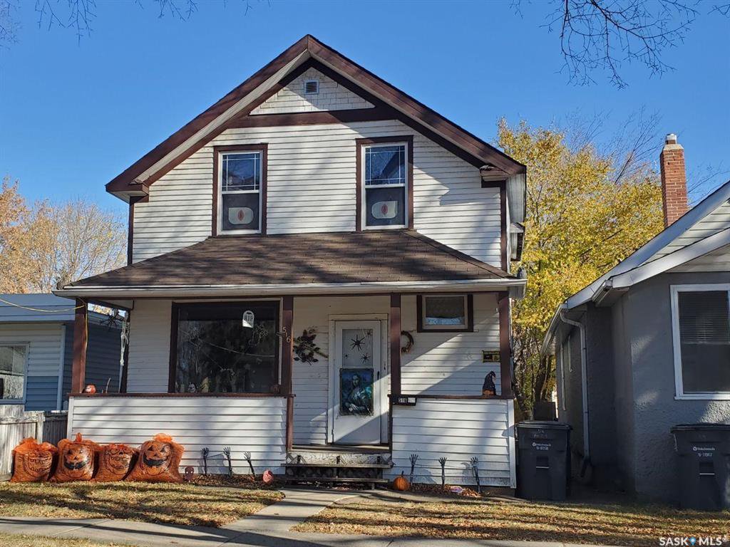Main Photo: 516 I Avenue South in Saskatoon: Riversdale Residential for sale : MLS®# SK828448