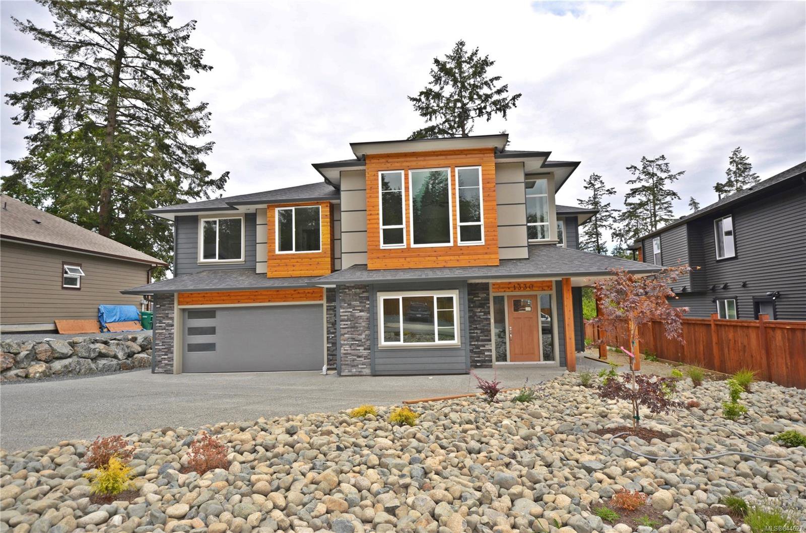 Main Photo: 1330 Blue Heron Cres in NANAIMO: Na Cedar Single Family Detached for sale (Nanaimo) : MLS®# 844627