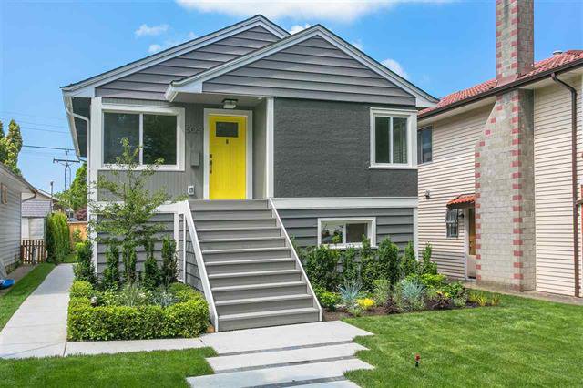 Main Photo: 5051 Sherbrooke Street in Vancouver: Knight House for sale (Vancouver East) : MLS®# R2516247