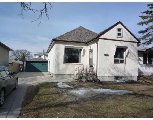 Main Photo: 995 TALBOT Avenue in WINNIPEG: East Kildonan Residential for sale (North East Winnipeg) : MLS®# 2905847