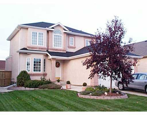 Main Photo: 47 NORCROSS Crescent in WINNIPEG: Windsor Park / Southdale / Island Lakes Single Family Detached for sale (South East Winnipeg) : MLS®# 2114831