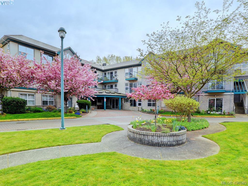 Main Photo: 112 1485 Garnet Rd in VICTORIA: SE Cedar Hill Condo for sale (Saanich East) : MLS®# 840005