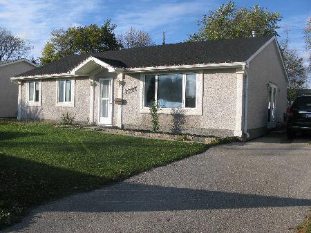 Main Photo: 2291 Ness Avenue in Winnipeg: Residential for sale (Jameswood) : MLS®# 1121248