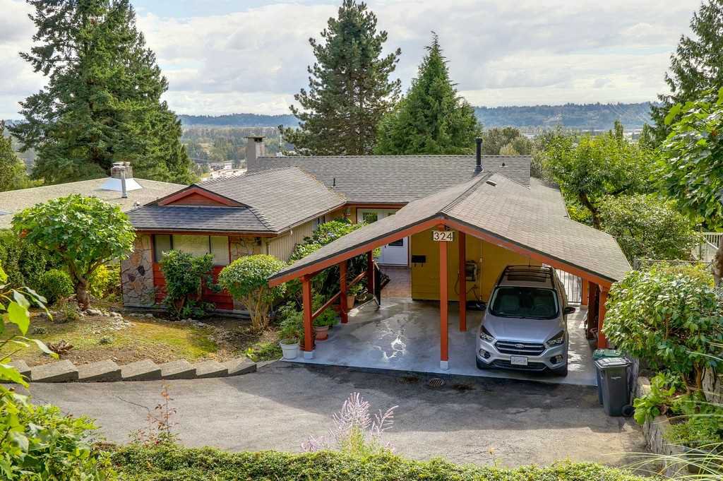 Main Photo: 324 DARTMOOR DRIVE in Coquitlam: Coquitlam East House for sale : MLS®# R2207438
