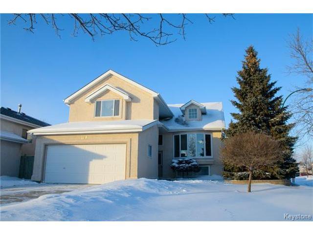 Main Photo: 100 Blackwood Bay in WINNIPEG: Fort Garry / Whyte Ridge / St Norbert Residential for sale (South Winnipeg) : MLS®# 1500601