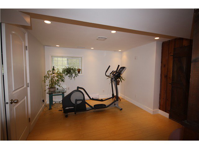 Main Photo: 4260 FRANCES ST in Burnaby: Willingdon Heights House for sale (Burnaby North) : MLS®# V944066