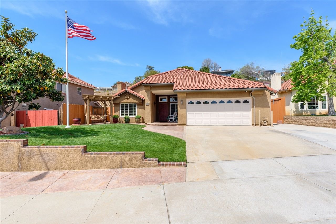 Main Photo: EL CAJON House for sale : 4 bedrooms : 1580 ZEPHYR AVE