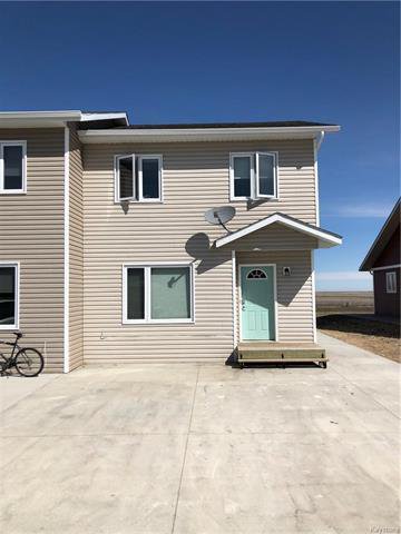 Main Photo: 37 Kroeker Street in Rosenort: R17 Residential for sale : MLS®# 1914742