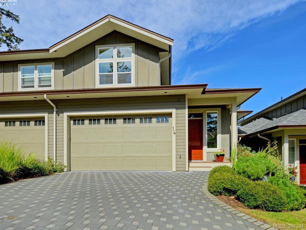 Main Photo: 14 551 Bezanton Way in VICTORIA: Co Latoria Row/Townhouse for sale (Colwood) : MLS®# 767786