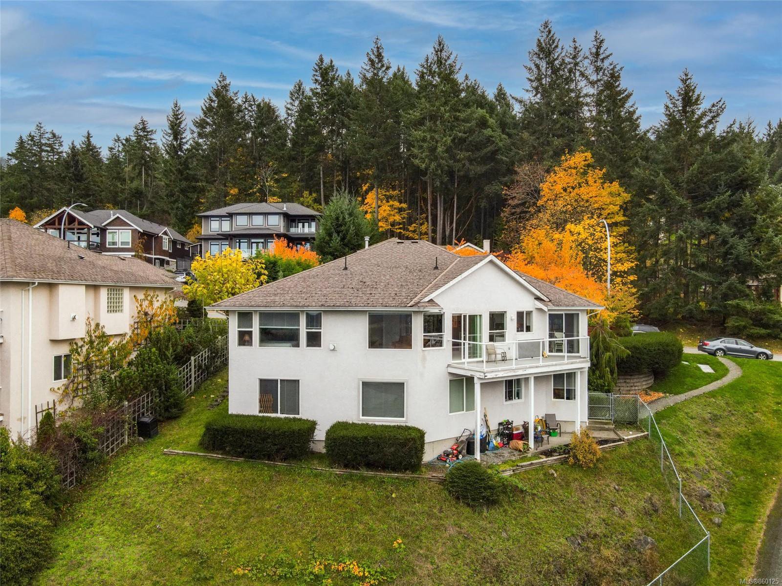 Main Photo: 6005 Salish Rd in : Du East Duncan House for sale (Duncan) : MLS®# 860125