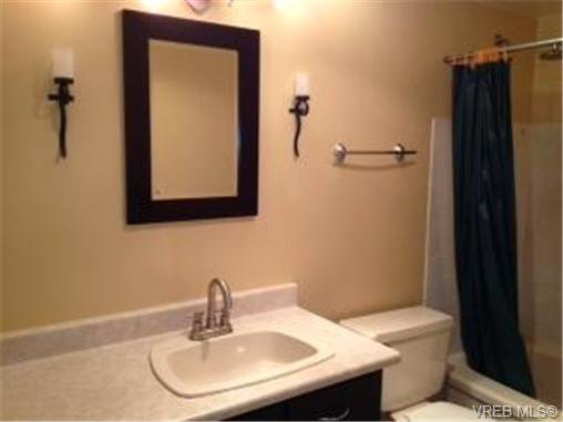 Main Photo: 211 1490 Garnet Road in VICTORIA: SE Cedar Hill Residential for sale (Saanich East) : MLS®# 327661