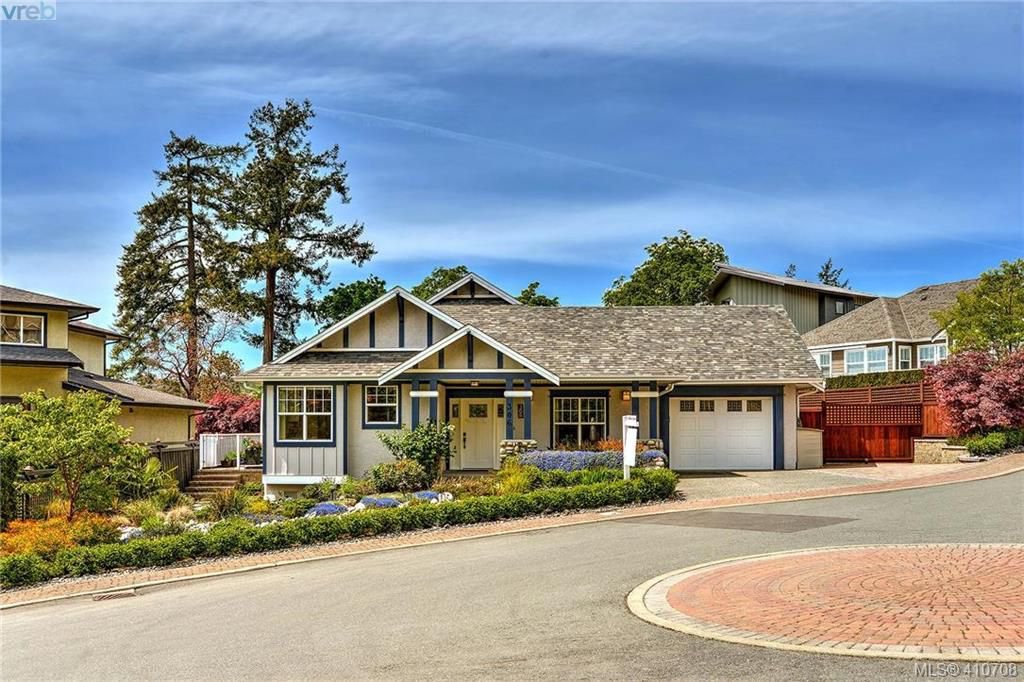 Main Photo: 306 Palmer Stat in VICTORIA: VR View Royal House for sale (View Royal) : MLS®# 814181