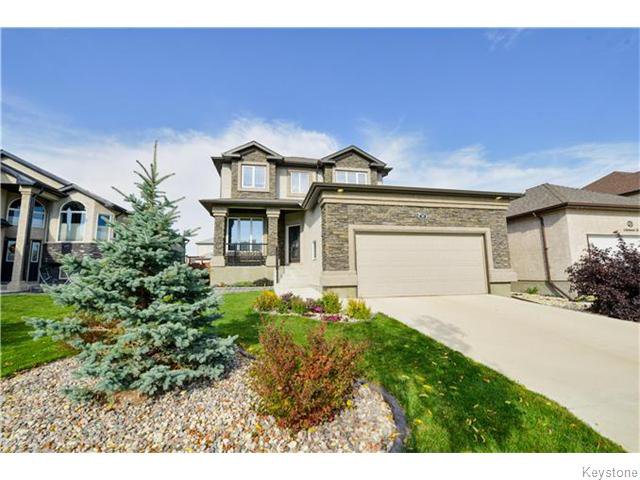 Main Photo: 35 Edenwood Place in Winnipeg: Royalwood Residential for sale (2J) : MLS®# 1626316