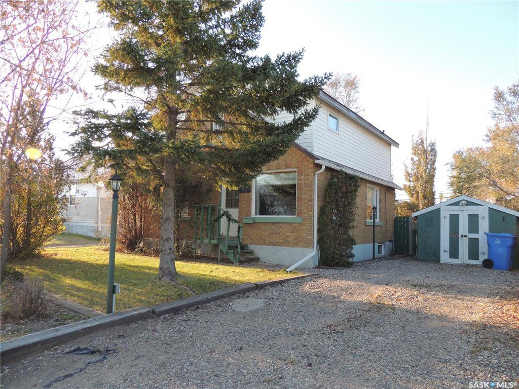 Main Photo: 626 5th Street in Estevan: Eastend Residential for sale : MLS®# SK789780