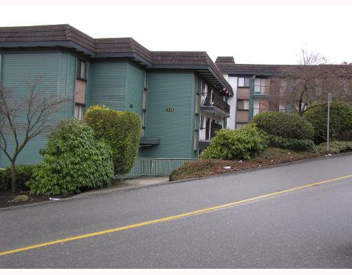 Main Photo: 205 5450 Empire Drive in Capital Hill: Home for sale : MLS®# V682858