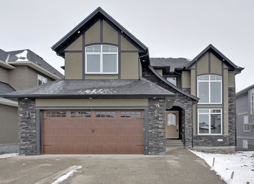 Main Photo: 232 Kinniburg Circle Chestermere in Alberta: 2 Storey for sale : MLS®# C4003441