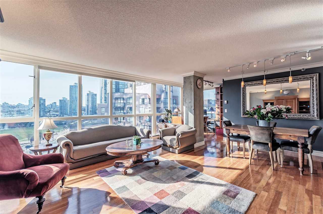 Main Photo: 903 212 DAVIE STREET in Vancouver: Yaletown Condo for sale (Vancouver West) : MLS®# R2226235