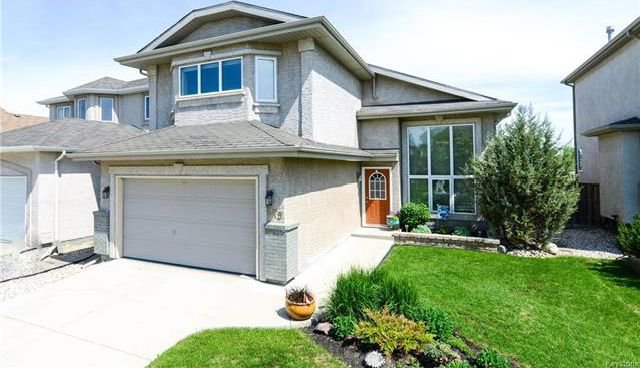 Main Photo: 919 John Bruce Road in Winnipeg: Royalwood Residential for sale (2J) : MLS®# 1816498