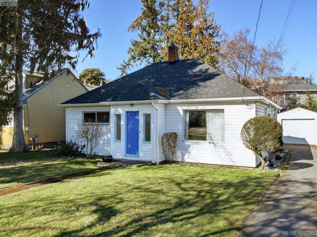 Main Photo: 976 Dunsmuir Rd in VICTORIA: Es Old Esquimalt House for sale (Esquimalt) : MLS®# 807500