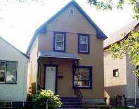 Main Photo: 344 Toronto St: Residential for sale (West End) : MLS®# 2309852