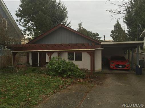 Main Photo: 3057 Washington Ave in VICTORIA: Vi Burnside House for sale (Victoria) : MLS®# 702039