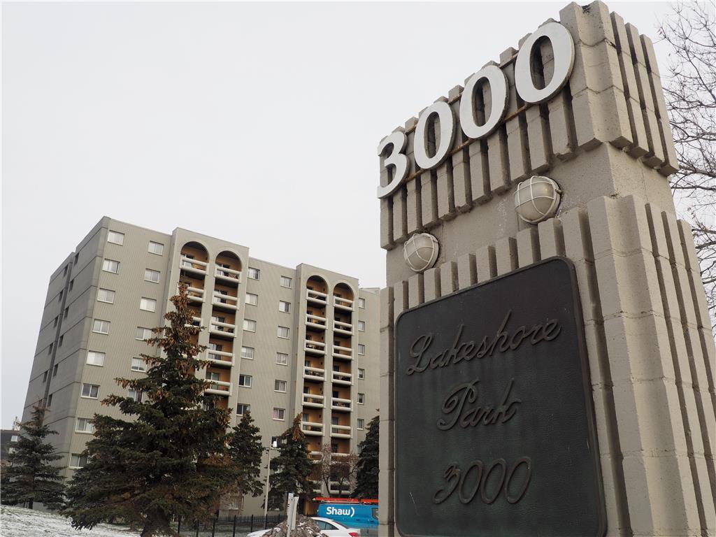 Main Photo: 810 3000 Pembina Highway in Winnipeg: Fort Richmond Condominium for sale (1K) : MLS®# 1930672