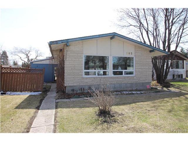Main Photo: 582 Bruce Avenue in Winnipeg: Bruce Park Residential for sale (5F) : MLS®# 1709669