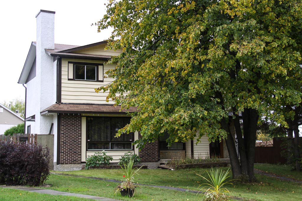 Main Photo: 66 Rillwillow Place in Winnipeg: River Park South Residential for sale (2E) : MLS®# 1725766