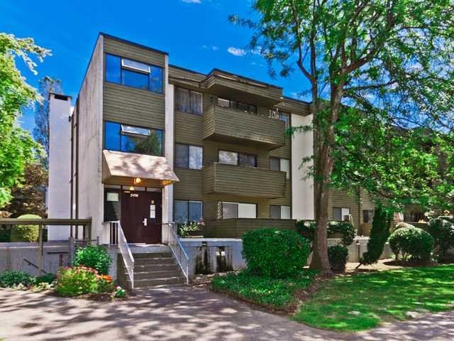 Main Photo: 1 2433 Kelly Avenue in ORCHARD VALLEY: Home for sale